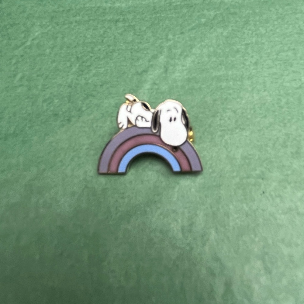 Snoopy brooch